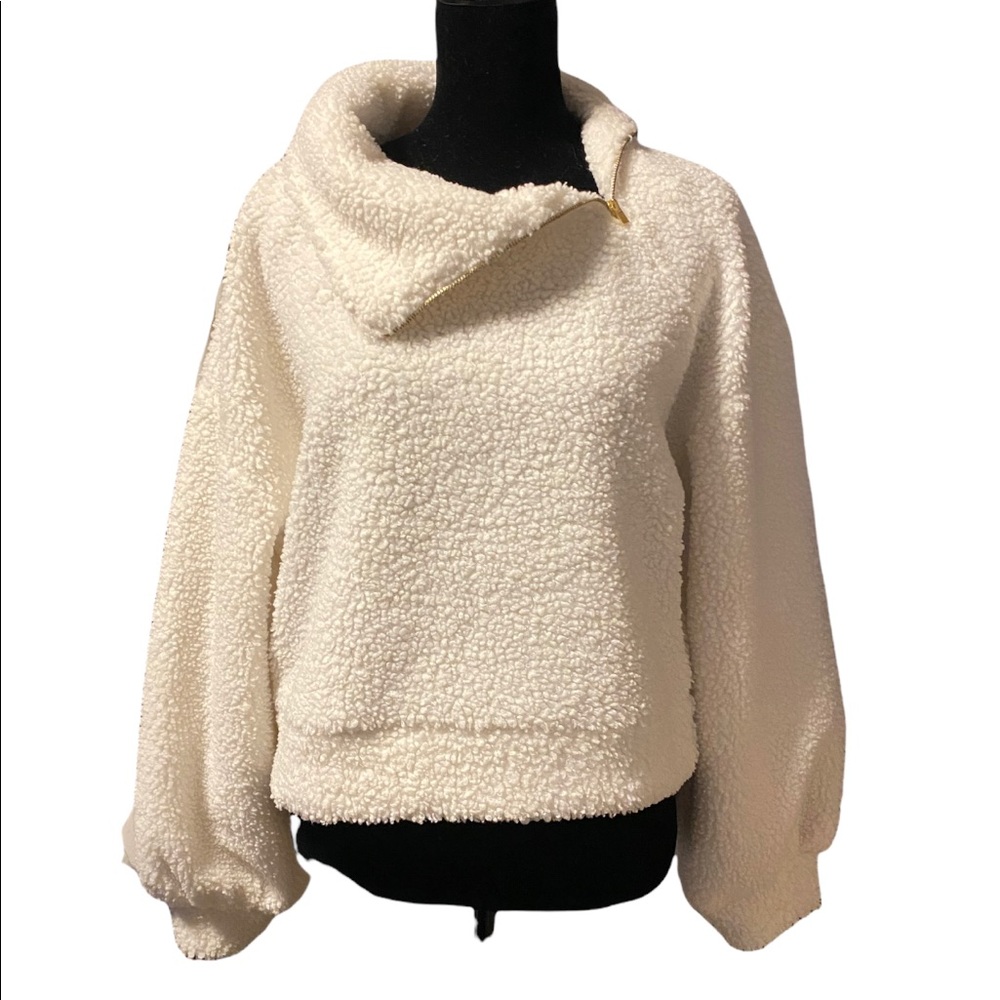 Express Popcorn Fleece Pullover
